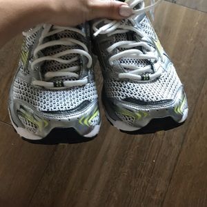 mizuno wave precision 14 brown